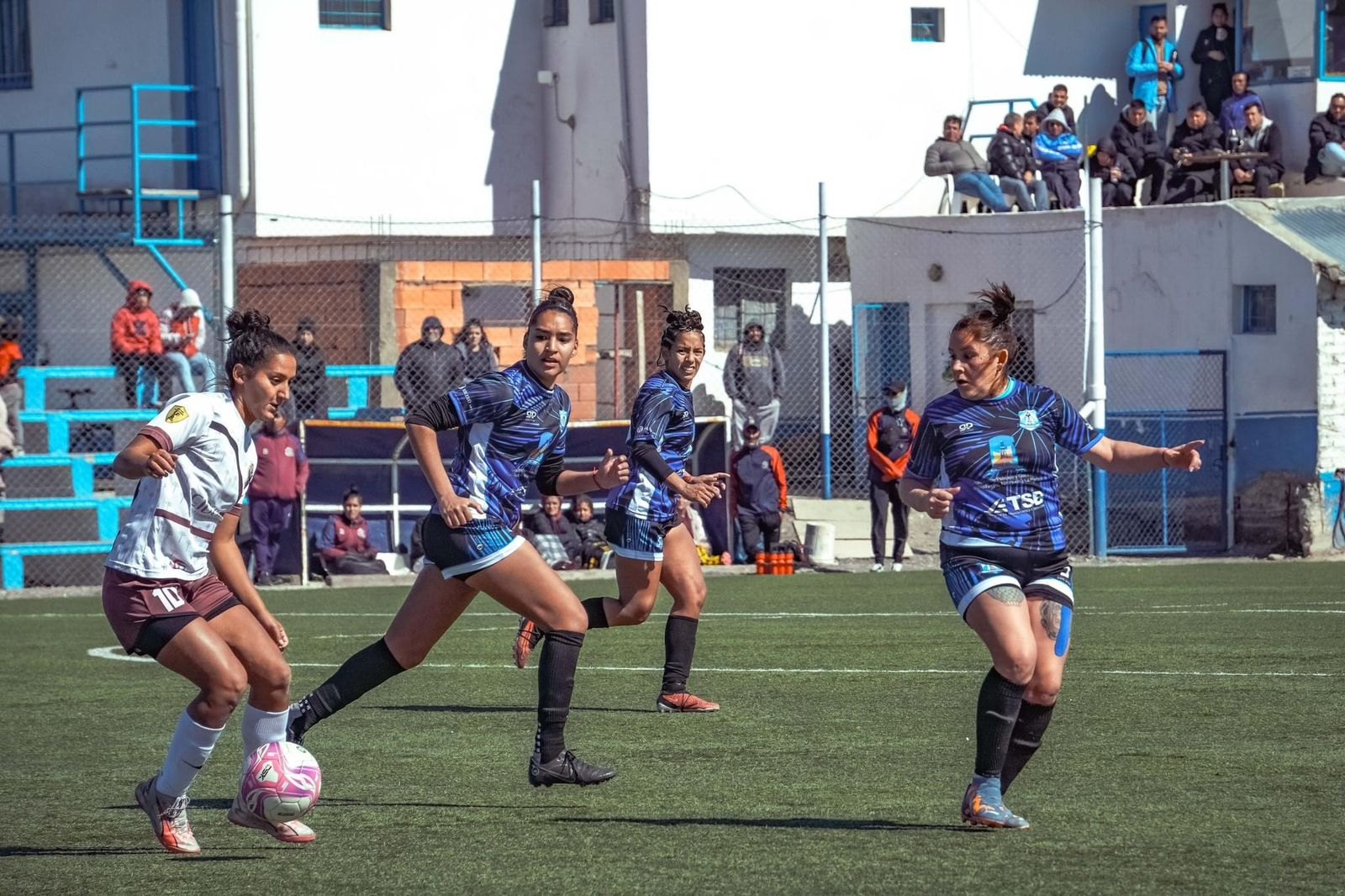 Imagen 21 de Conflu Femenino